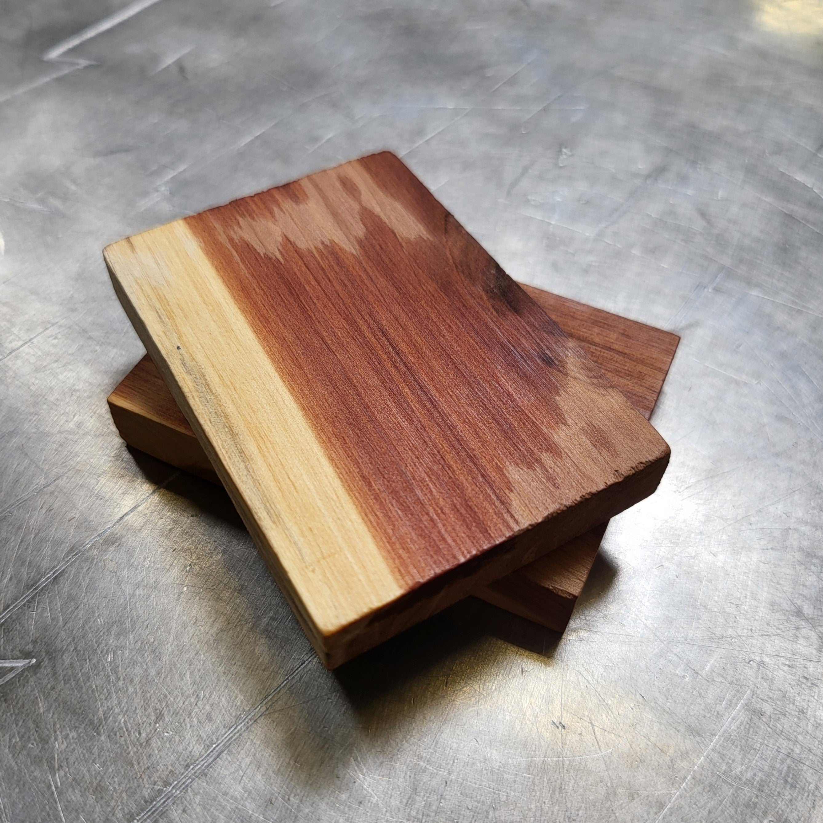 Cedar Essential Oil – DIY wardrobe magic, naturally!